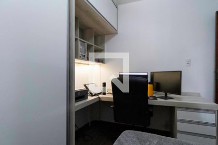 Casa à venda com 220m², 3 quartos e 8 vagasQuarto 1