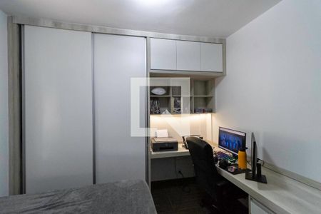 Casa à venda com 220m², 3 quartos e 8 vagasQuarto 2