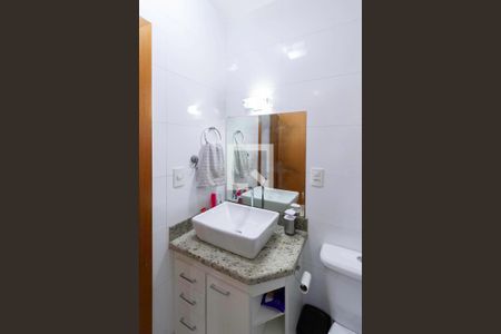 Casa à venda com 220m², 3 quartos e 8 vagasBanheiro da suíte