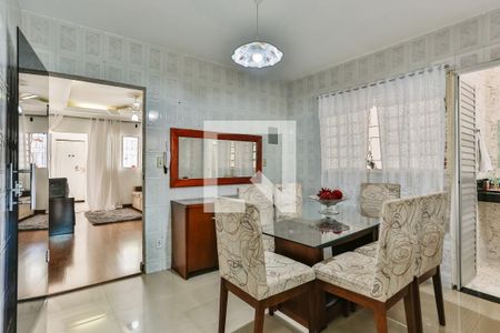Casa à venda com 160m², 4 quartos e 5 vagasCopa