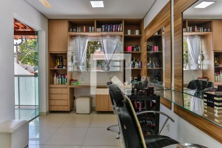 Casa à venda com 160m², 4 quartos e 5 vagasQuarto Extra