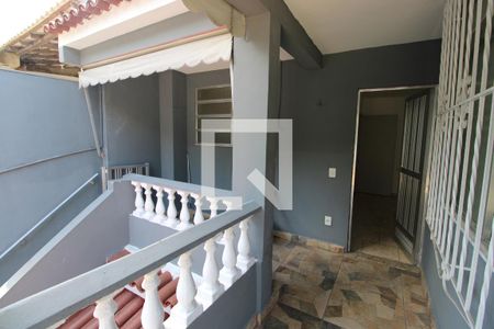 Casa à venda com 100m², 4 quartos e 1 vagaFachada imóvel 2