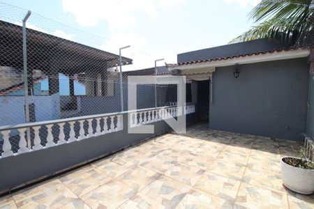 Casa à venda com 100m², 4 quartos e 1 vagaVaranda Imóvel 2