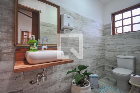 Banheiro de casa para alugar com 2 quartos, 100m² em Vila Morse, São Paulo