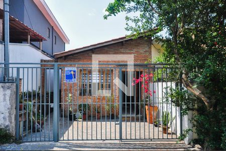Fachada de casa para alugar com 2 quartos, 100m² em Vila Morse, São Paulo
