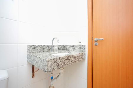 Apartamento à venda com 44m², 2 quartos e sem vagaBanheiro