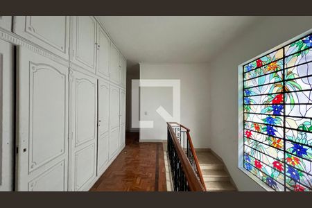 Casa para alugar com 650m², 4 quartos e 8 vagasCorredor