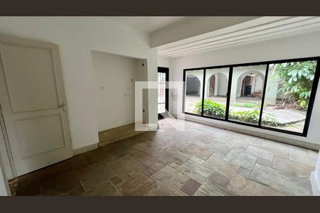 Casa para alugar com 650m², 4 quartos e 8 vagasSala 3