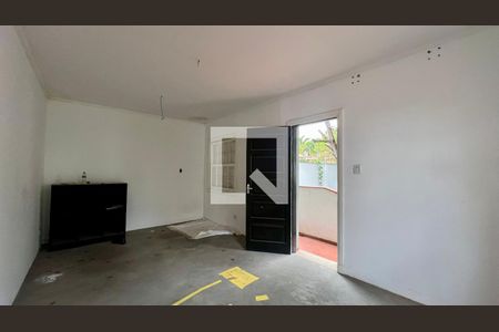 Casa para alugar com 650m², 4 quartos e 8 vagasEdicula