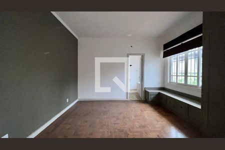 Casa para alugar com 650m², 4 quartos e 8 vagasSuite 1