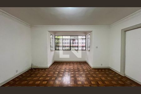 Casa para alugar com 650m², 4 quartos e 8 vagasSala 2