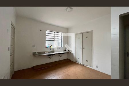Casa para alugar com 650m², 4 quartos e 8 vagasCozinha