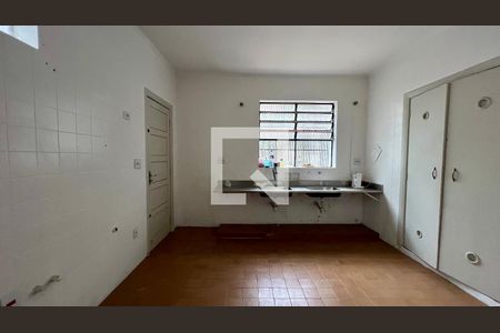 Casa para alugar com 650m², 4 quartos e 8 vagasCozinha