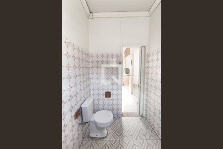 Casa à venda com 83m², 2 quartos e 1 vagaBanheiro 