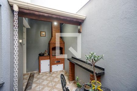 Casa à venda com 120m², 3 quartos e 2 vagas Casa à venda com 120m², 3 quartos e 2 vagasQuintal