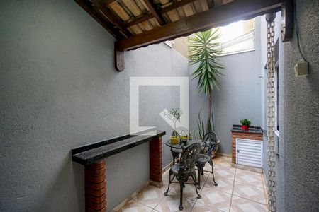 Casa à venda com 120m², 3 quartos e 2 vagas Casa à venda com 120m², 3 quartos e 2 vagasQuintal