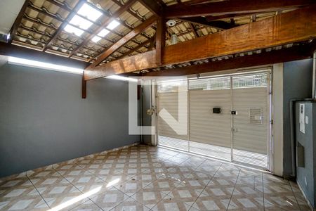 Casa à venda com 120m², 3 quartos e 2 vagas Casa à venda com 120m², 3 quartos e 2 vagasGaragem