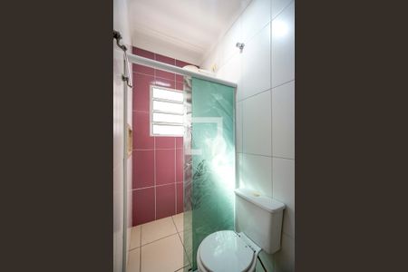 Casa à venda com 120m², 3 quartos e 2 vagas Casa à venda com 120m², 3 quartos e 2 vagasBanheiro da suíte