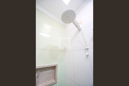 Casa à venda com 120m², 3 quartos e 2 vagas Casa à venda com 120m², 3 quartos e 2 vagasChuveiro