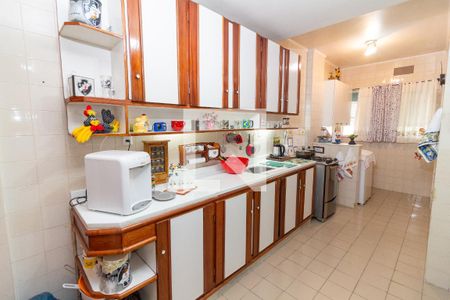 Apartamento à venda com 88m², 2 quartos e 1 vagaCozinha e Área de Serviço