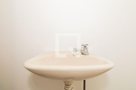 Casa à venda com 93m², 3 quartos e 2 vagasBanheiro 3