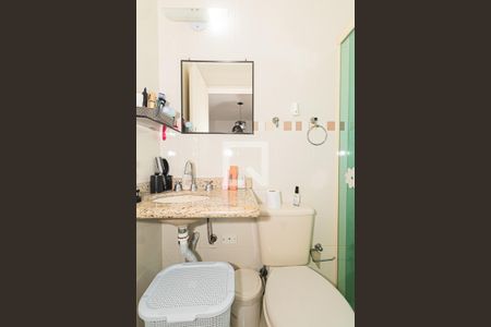 Casa à venda com 93m², 3 quartos e 2 vagasBanheiro