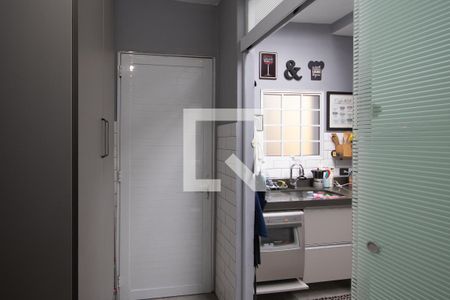 Casa à venda com 125m², 4 quartos e 2 vagasCorredor