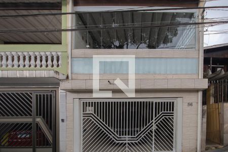 Casa à venda com 125m², 4 quartos e 2 vagasFachada