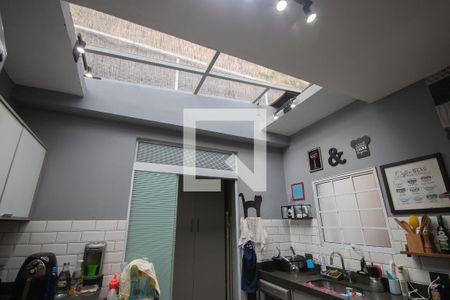 Casa à venda com 125m², 4 quartos e 2 vagasTeto de vidro