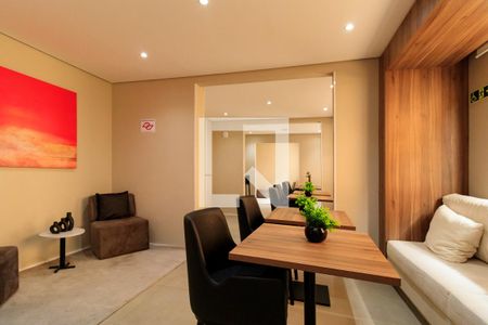 Apartamento à venda com 39m², 2 quartos e sem vagaÁrea comum