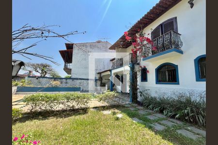 Casa para alugar com 300m², 4 quartos e 2 vagasQuintal