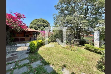 Casa para alugar com 300m², 4 quartos e 2 vagasQuintal