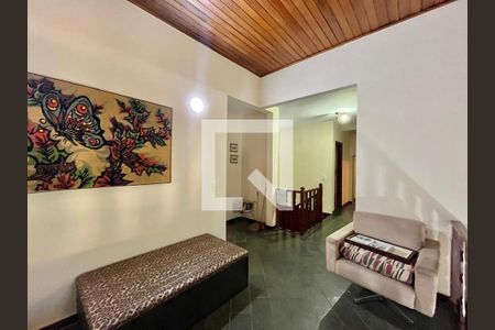 Casa para alugar com 300m², 4 quartos e 2 vagasSala do segundo andar