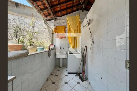 Casa para alugar com 300m², 4 quartos e 2 vagasÁrea de serviço