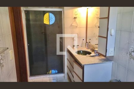 Casa para alugar com 300m², 4 quartos e 2 vagasBanheiro da suíte 2