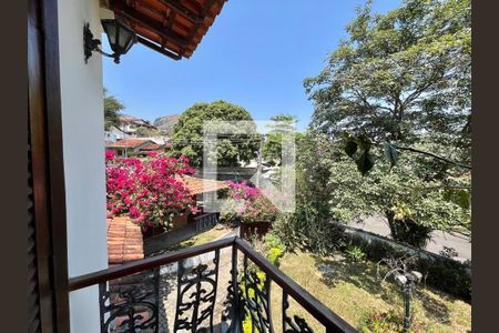 Casa para alugar com 300m², 4 quartos e 2 vagasSuíte 2 - Varanda