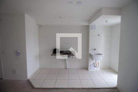 Sala de apartamento para alugar com 2 quartos, 44m² em Vila Carmosina, São Paulo