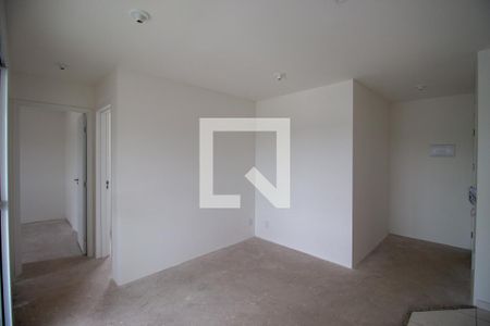 Sala de apartamento para alugar com 2 quartos, 44m² em Vila Carmosina, São Paulo