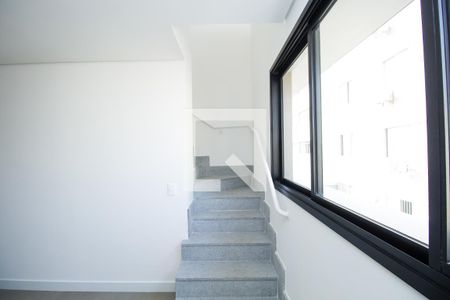 Escada de apartamento à venda com 2 quartos, 127m² em Santo Antônio, Belo Horizonte