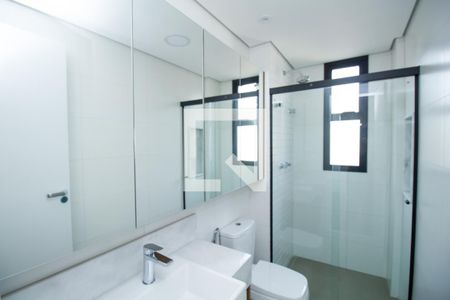 Apartamento à venda com 127m², 2 quartos e 2 vagasBanheiro da Suíte