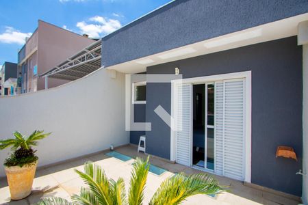 Casa à venda com 172m², 3 quartos e 2 vagasVaranda do quarto 1