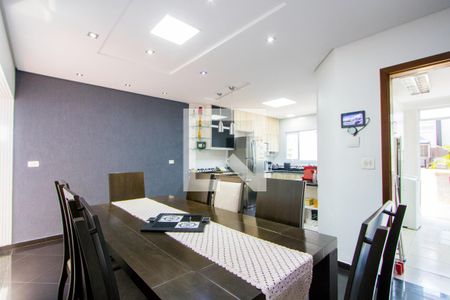 Casa à venda com 172m², 3 quartos e 2 vagasCozinha/Copa