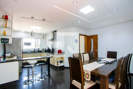 Casa à venda com 172m², 3 quartos e 2 vagasCozinha/Copa