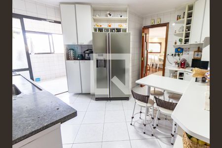 Apartamento à venda com 125m², 3 quartos e 3 vagasCozinha