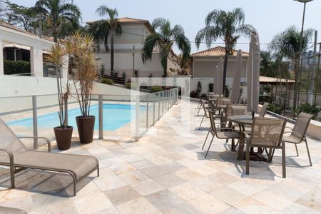 Casa para alugar com 120m², 4 quartos e 2 vagas Casa para alugar com 120m², 4 quartos e 2 vagasPiscina