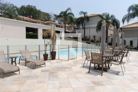 Casa para alugar com 120m², 4 quartos e 2 vagas Casa para alugar com 120m², 4 quartos e 2 vagasÁrea comum - Piscina