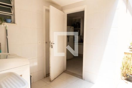 Casa para alugar com 120m², 4 quartos e 2 vagas Casa para alugar com 120m², 4 quartos e 2 vagasÁrea de Serviço