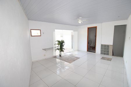 Casa de condomínio para alugar com 70m², 1 quarto e sem vagaSala/Quarto
