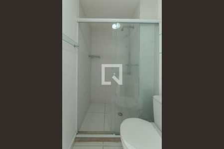 Apartamento para alugar com 69m², 2 quartos e 1 vaga Apartamento para alugar com 69m², 2 quartos e 1 vagaBanheiro da Suíte