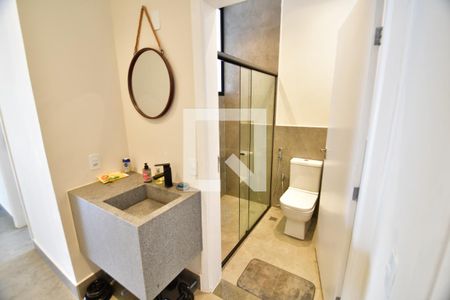 Casa de condomínio à venda com 213m², 3 quartos e 2 vagasBanheiro 3